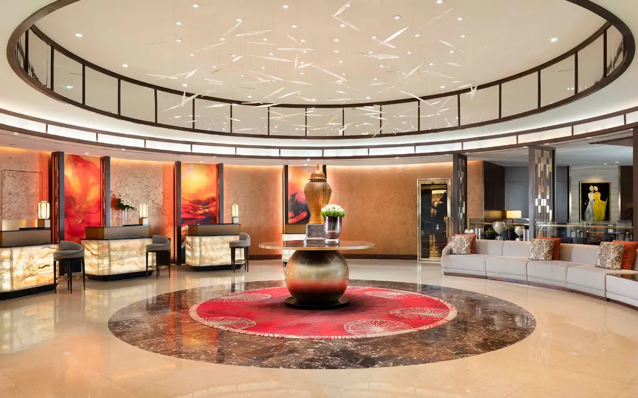 Sheraton Saigon Hotel & Towers là điểm hẹn lý tưởng giữa lòng quận 1 cho cả khách du lịch và cư dân địa phương