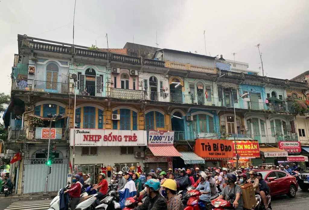TPHCM di dời khẩn cấp 32 hộ dân chung cư số 440 Trần Hưng Đạo, Quận 5