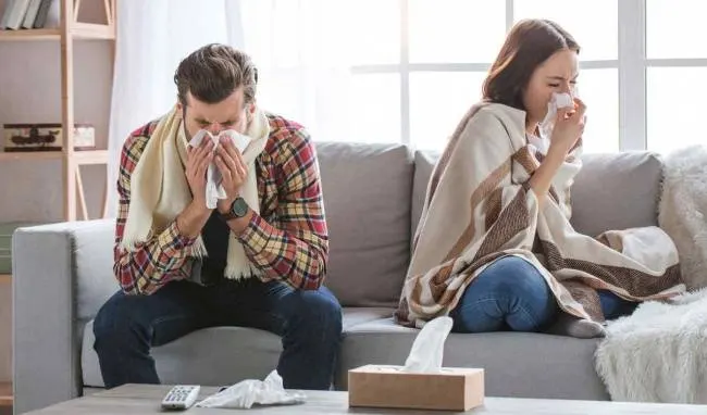 Máy lọc không khí giúp người dùng hạn chế lượng lớn bụi bẩn và vi khuẩn có trong không khí trong nhà