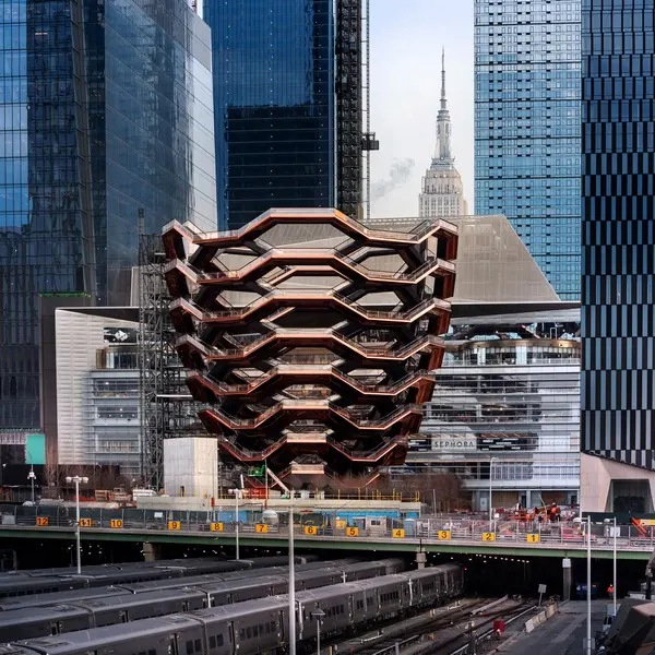 vessel-heatherwick-studio-architecture-hudson-yards-new-york-city-us_dezeen_2364_sq2-2