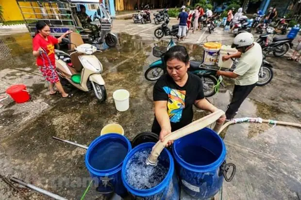 Quản lý môi trường Hà Nội trước thách thức lớn từ hàng loạt sự cố