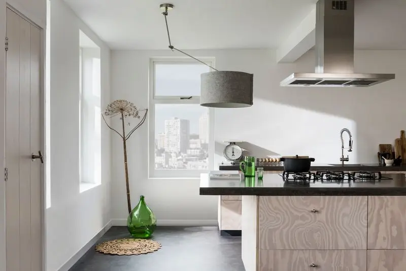 Bếp của mẹ không cần quá nhiều tiện nghi cao cấp, nhưng phải đầy đủ dụng cụ bếp để mẹ có thể tự do thể hiện mọi ý tưởng ẩm thực