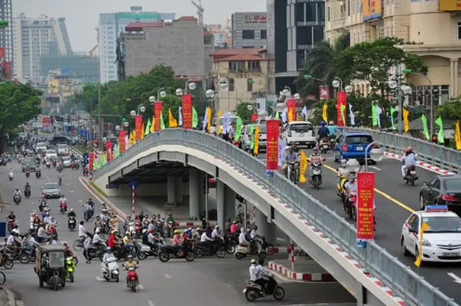 Tiếp tục đầu tư xây dựng 4 cầu vượt trên địa bàn Hà Nội