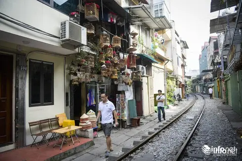 Phó Thủ tướng giao xem xét kiến nghị của người dân xóm “cà phê đường tàu”
