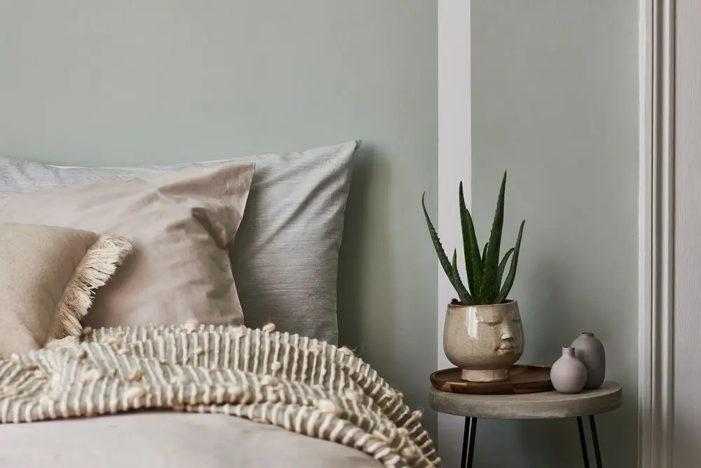 newsroom-LCMAW19_Bedroom_Tranquil Dawn_White Mist_Timeless_Colour Lookbook_4
