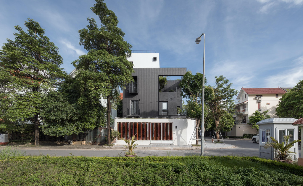 Nhà cải tạo BW House