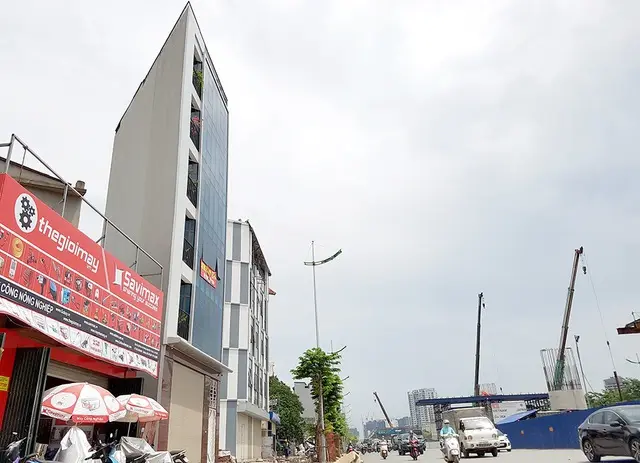 Hà Nội yêu cầu xử lý nhà ‘siêu mỏng’ trên tuyến đường Vành đai 3