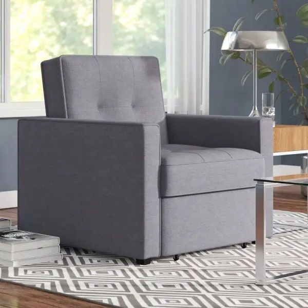 Khi được gập gọn lại, chiếc ghế sofa kiêm giường ngủ này chỉ chiếm một khoảng diện tích tương đối nhỏ trong không gian nhà bạn