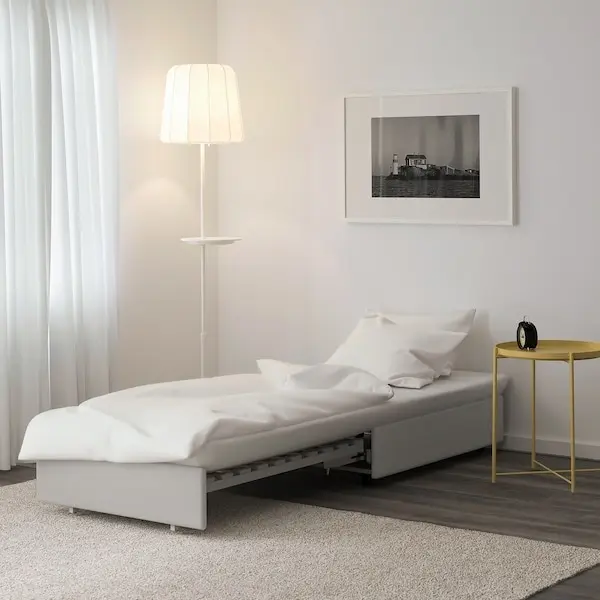 Chiếc ghế sofa có thể biến thành chiếc giường đơn khi bạn có nhu cầu