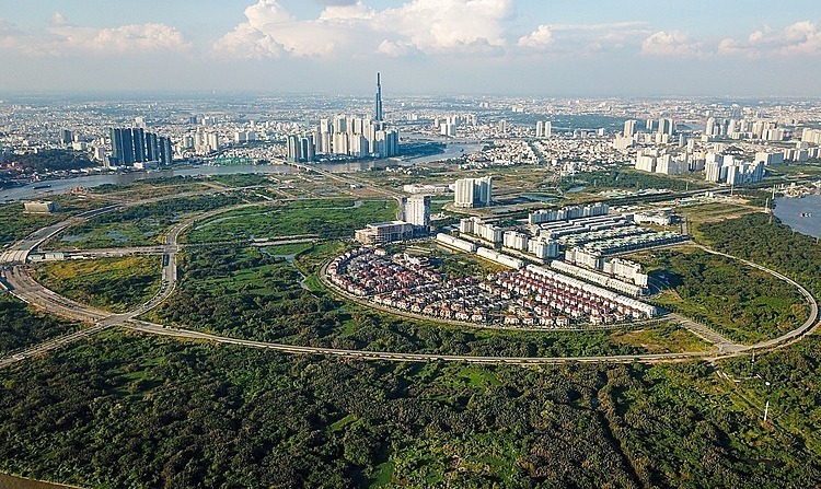 Mua bán, đầu tư bất động sản giảm tốc mùa dịch