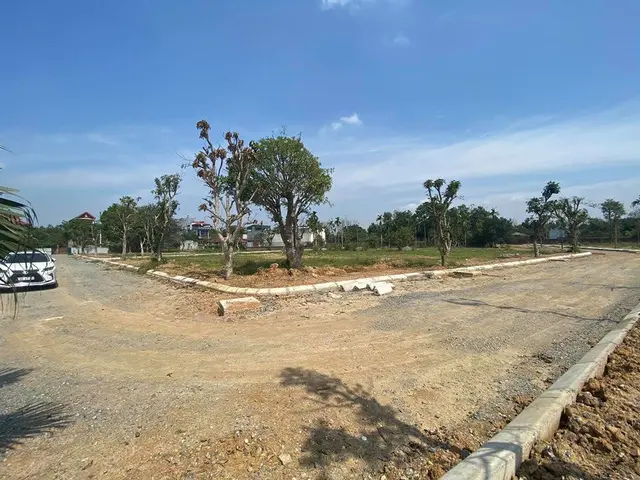 Các khu nhà ở mới được đầu tư hạ tầng đồng bộ, lô đất nền diện tích 80-100m2 (đã có sổ đỏ) hấp dẫn giới đầu tư