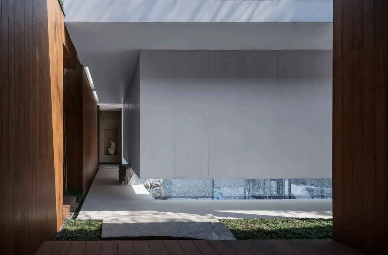 42_书房看往水院view_from_the_reading_room_to_the_water_yard