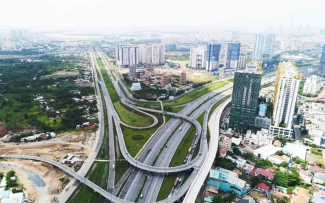 Bộ Xây dựng: Chưa đủ cơ sở pháp lý để TPHCM thành lập “thành phố trực thuộc thành phố”