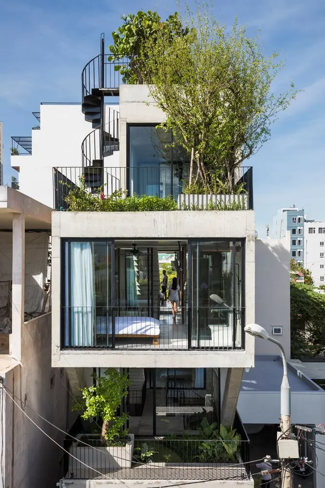 The-concrete-house-thoat-ra-khoi-kich-ban-nha-o-do-thi-nham-chan-1
