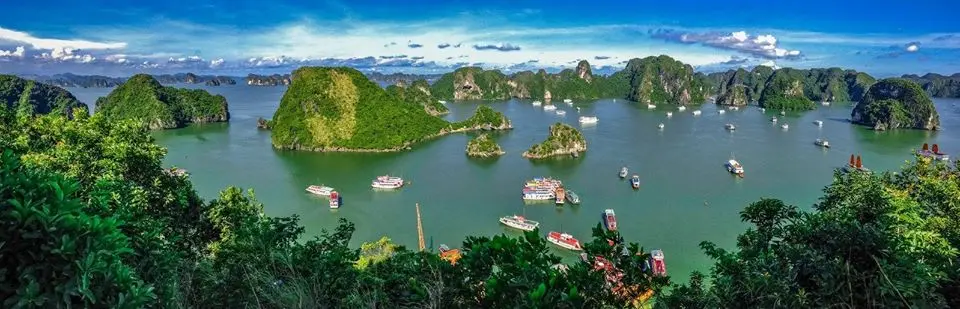 Vịnh Ha Long (Ảnh: tác giả)