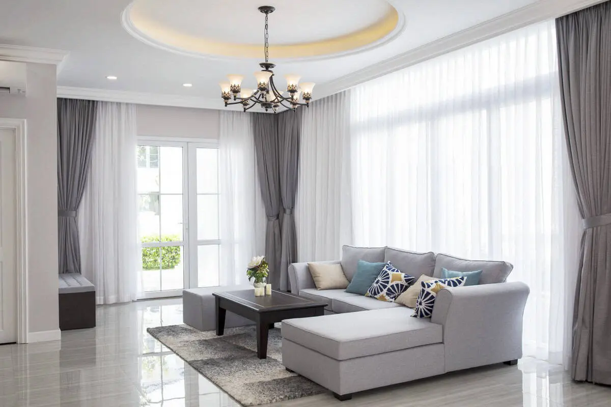 Kinh nghiệm chọn rèm cửa để chắn nắng cho phòng mát mẻ hơn vào mùa hè