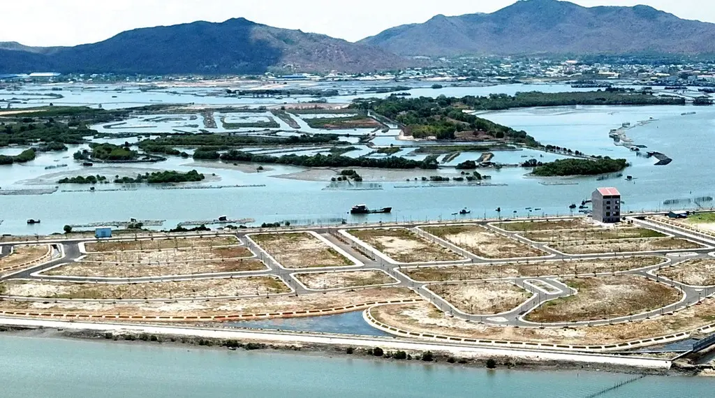 Phân lô bán nền: Đề xuất quản lý chặt, không nên cấm