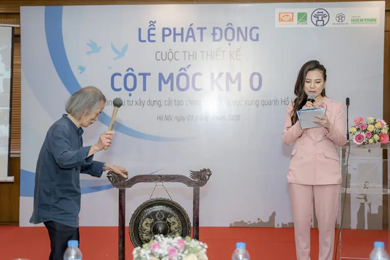 Họa sĩ Lương Xuân Đoàn gióng chuông phát động cuộc thi