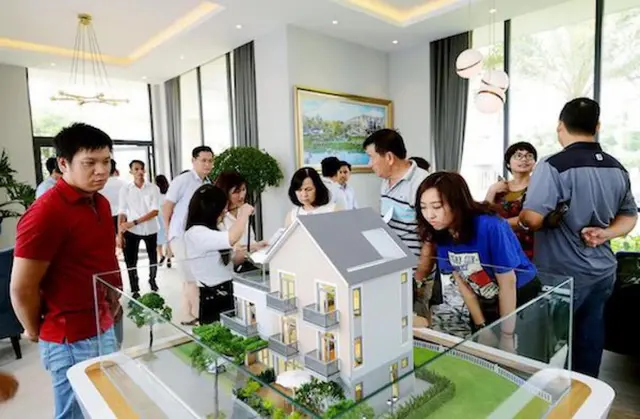 Dồn sức gỡ khó cho thị trường bất động sản