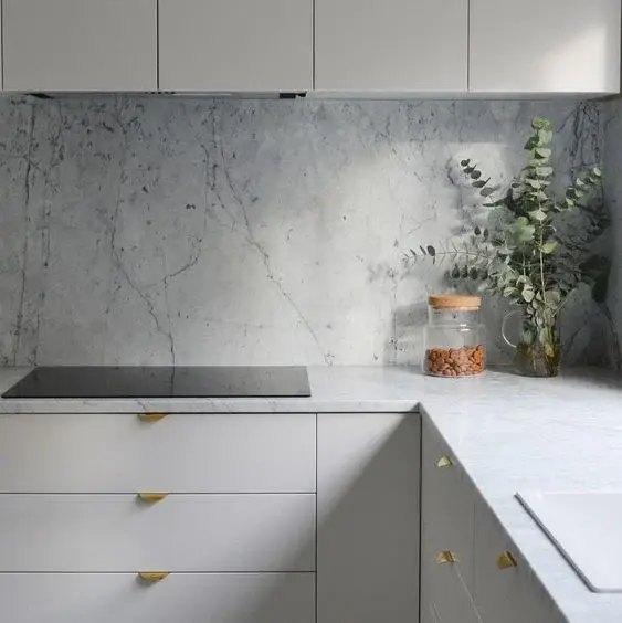imgs.emdep.vn-Share-Image-2020-06-17-2b-ways-to-make-your-small-bto-hdb-kitchen-look-luxurious-spacious-094134312