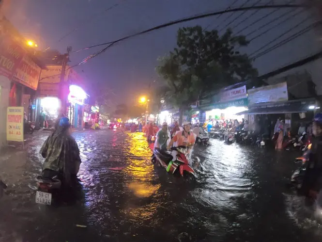 Năm 2021, trung tâm TPHCM hết cảnh ‘phố biến thành sông’?