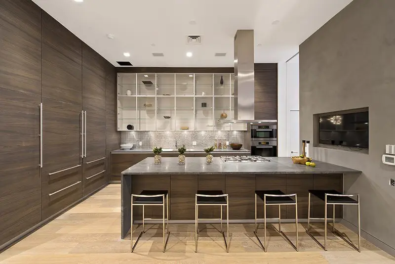 Mức giá thành rẻ là thời gian sản xuất nhanh chóng là những ưu điểm nổi bật giúp chất liệu gỗ công nghiệp ngày càng được các gia đình yêu thích