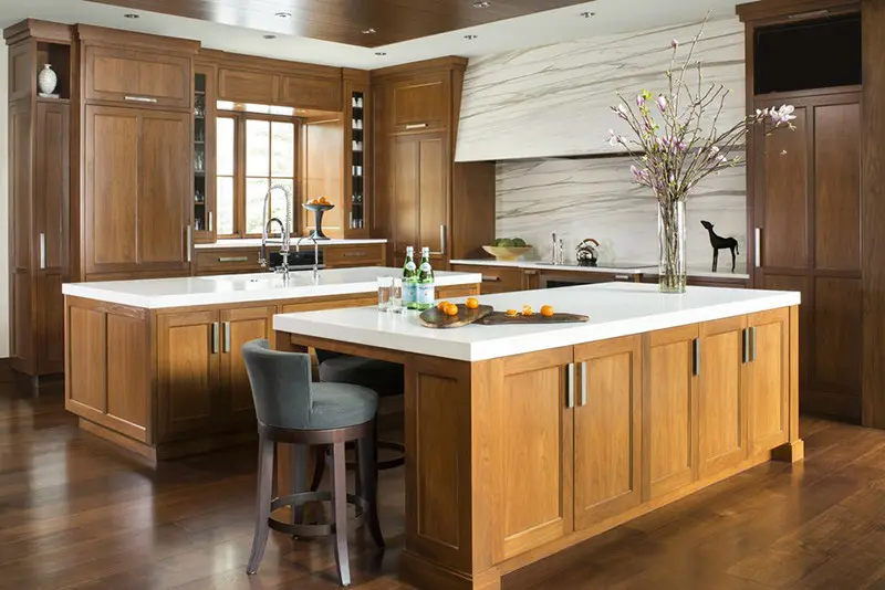 Những căn bếp mang sự hòa trộn giữa nét truyền thống và vẻ đẹp hiện đại như thế này hứa hẹn sẽ còn là xu hướng lựa chọn của các gia đình trong nhiều năm tiếp theo