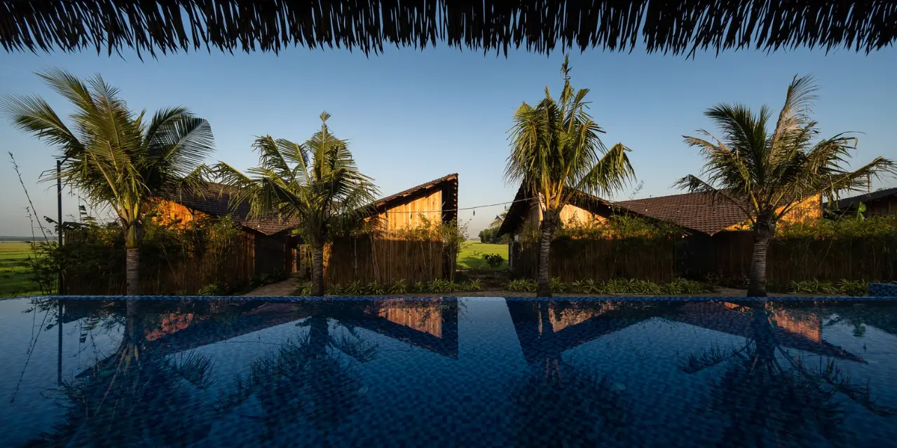 pool_from_restaurant
