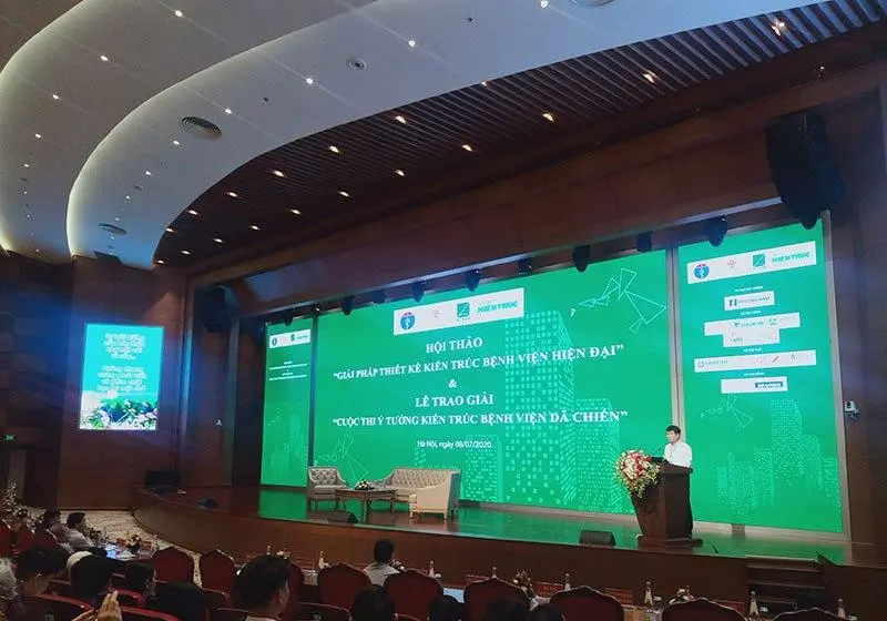 Thứ trưởng Bộ y tế Trương Quốc Cường khai mạc sự kiện: “Cảm ơn sự đóng góp của các Kiến trúc sư, đã dành sự quan tâm đặc biệt đối với ngành y tế, tạo điều kiện cho đội ngũ y bác sỹ thực hiện tốt công việc của mình”.