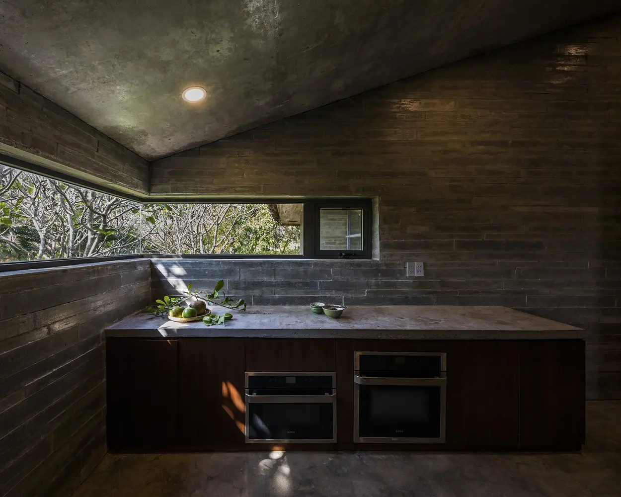 01-CTA-Am_house-in_17