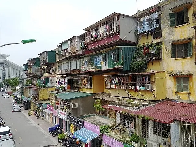 Hà Nội: Vướng mắc trong cải tạo chung cư cũ