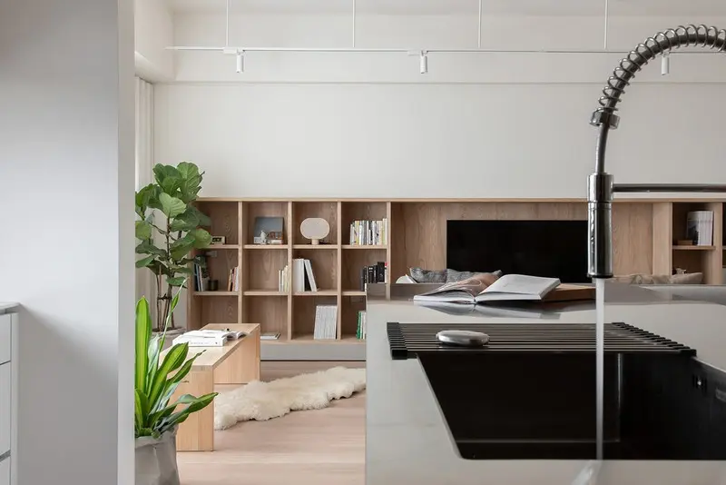 Tấm áp phích tạo nên sự phá cách cho khu vực bếp nấu
