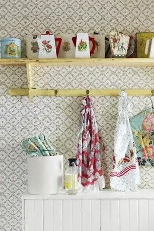 Muốn phòng giặt thêm hút mắt đừng ngần ngại lựa chọn giấy dán tường in hoa văn