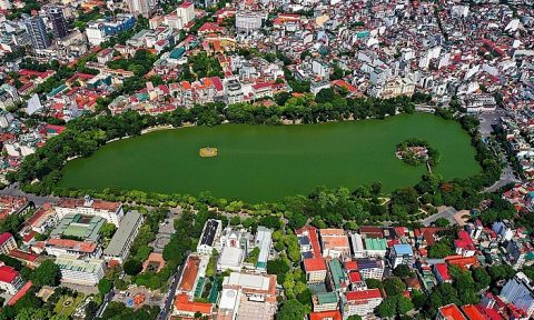 Tăng không gian xanh cho Hà Nội: Phải tính đến lợi ích lâu dài