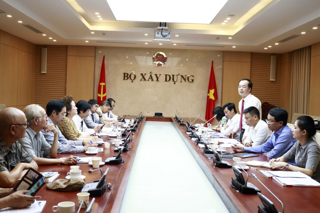 Bộ trưởng Phạm Hồng Hà làm việc với lãnh đạo Hội Quy hoạch phát triển đô thị Việt Nam