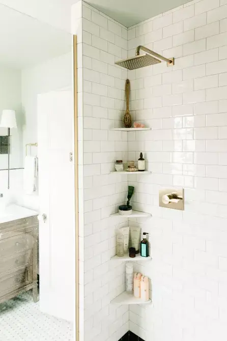 Đây là chiếc kệ hoàn hảo để đựng tất cả các loại dầu gội, sữa tắm và những vật dụng cần thiết trong phòng tắm nhỏ