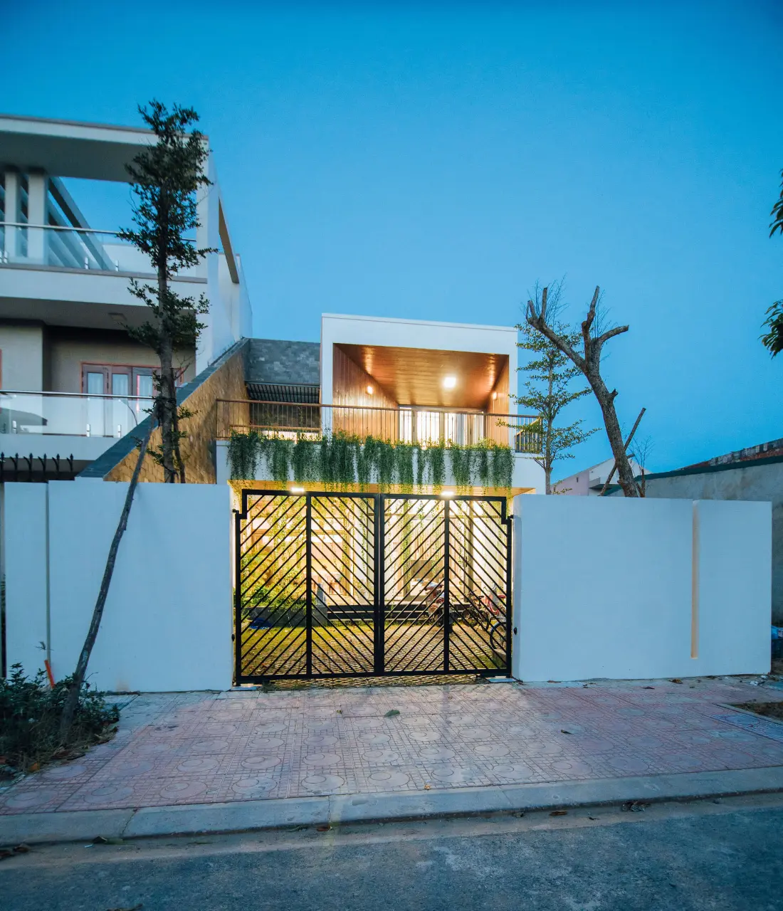 N.A House với mặt tiền đơn giản, thoáng đãng