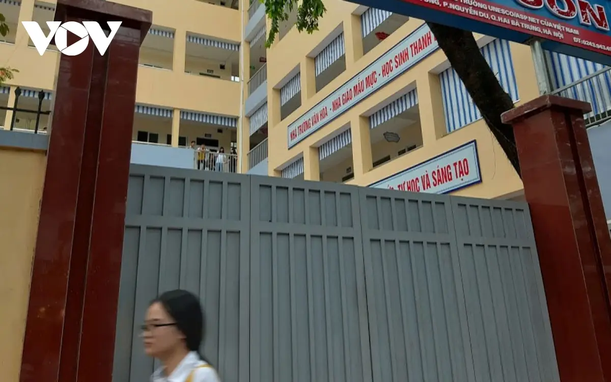 Hà Nội kiểm tra chất lượng trụ cổng trường học