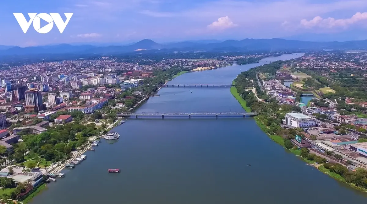 Sông Hương trục xương sống trong quá trình mở rộng đô thị Huế