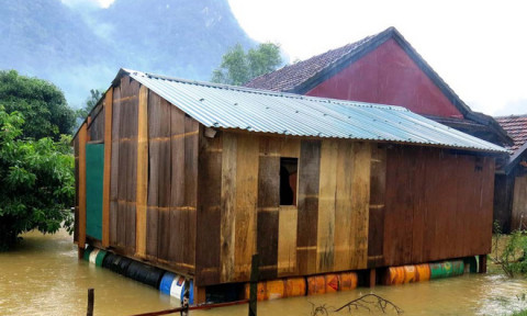 Dự án Nhà Chống Lũ phát huy tác dụng: Nhiều bà con miền Trung vượt qua lũ lụt; tiếp tục triển khai ở Huế, Quảng Trị và Quảng Nam