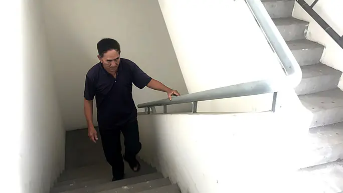 Chung cư Tân Mỹ (quận 7, TP HCM) không có phí bảo trì khiến thang máy hư hỏng liên tục, cư dân phải đi thang bộ
