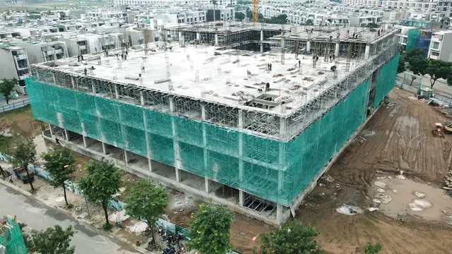 Theo JLL, nhu cầu chủ yếu đến từ người mua để ở, muốn tìm nhà rộng rãi với nhiều cây xanh và môi trường sạch sẽ hơn
