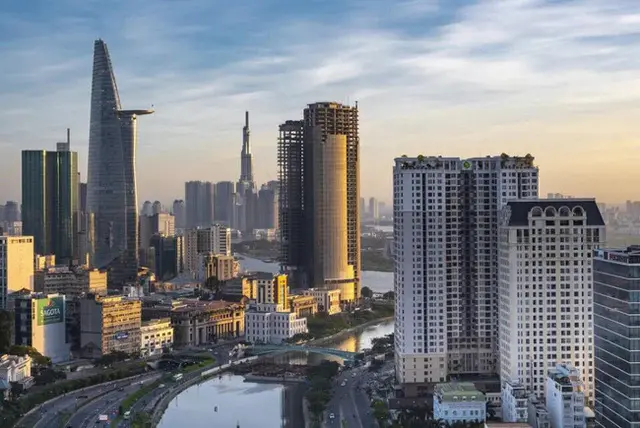 Thị trường địa ốc TP.HCM đã có tín hiệu khởi sắc trở lại, nhưng đi kèm với đó là mức tăng giá khá cao