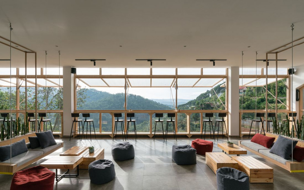 Quán cafe có tầm nhìn vô tận tại Đà Lạt