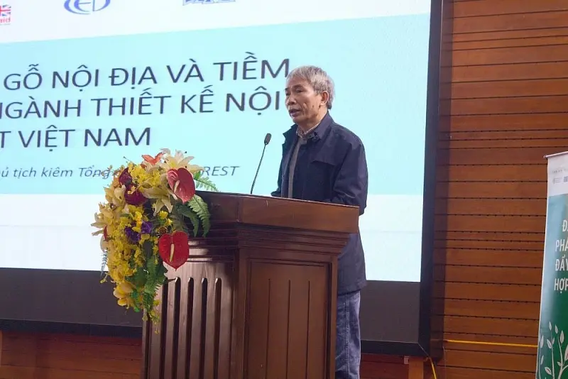 Ông Ngô Sỹ Hoài - Phó Chủ tịch kiêm Tổng thư ký Hiệp hội Gỗ và Lâm sản Việt Nam (VIFORES) phát biểu tại tọa đàm