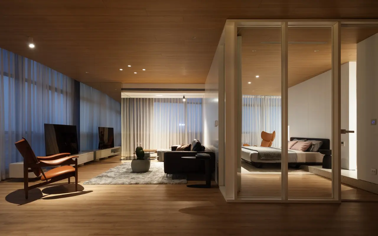 2415 EW Apartment
