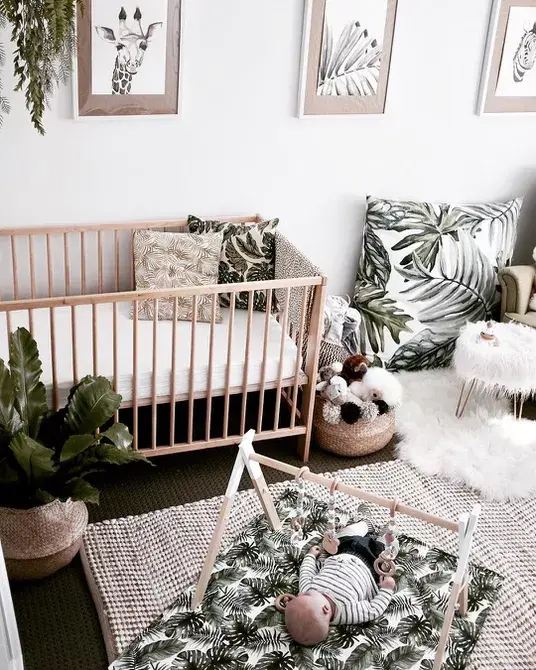 Đời sống thực vật sống động và các kết cấu hữu cơ, phong phú mang đến cảm giác chân thực cho vườn ươm theo chủ đề rừng rậm đáng yêu