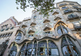 Top 5 tác phẩm của Antoni Gaudi