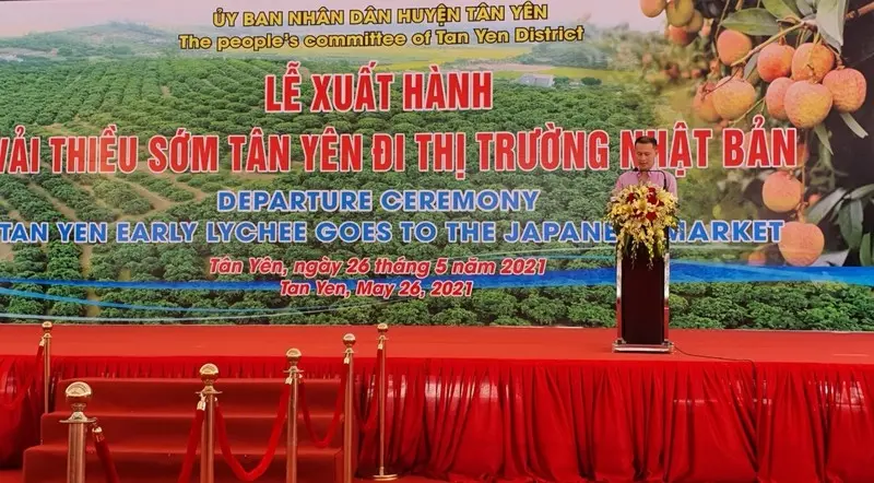 Tổng Giám đốc Công ty TNHH Toàn Cầu, đại diện cho các doanh nghiệp xuất khẩu vải sớm sang Nhật Bản phát biểu tại Lễ xuất hành vải sớm
