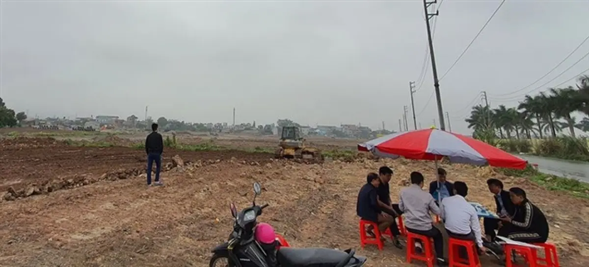 Thiếu thông tin tập trung dẫn đến khó trong công tác quản lý điều hành được xem là kẽ hở để xảy ra những cơn sốt nóng "ảo" giá đất vừa qua tại các địa phương